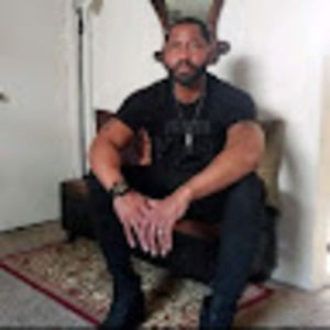 Meet your Posher, Melech